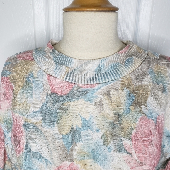 Vintage Y2K 1990s Floral Textured Cropped Sweater by S.W.A.K. Small Made in USA - Picture 5 of 10